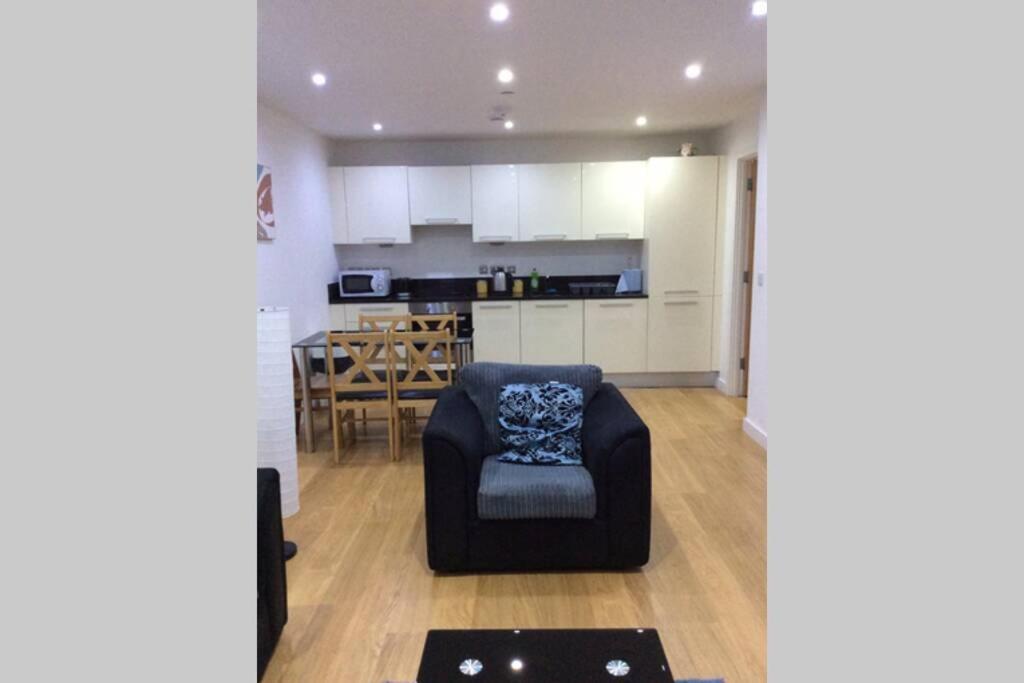 Max'Em Lexington Luxury Apartment Slough Zewnętrze zdjęcie