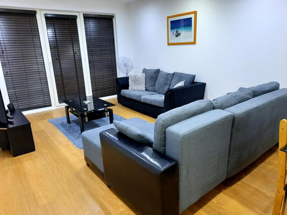 Max'Em Lexington Luxury Apartment Slough Zewnętrze zdjęcie