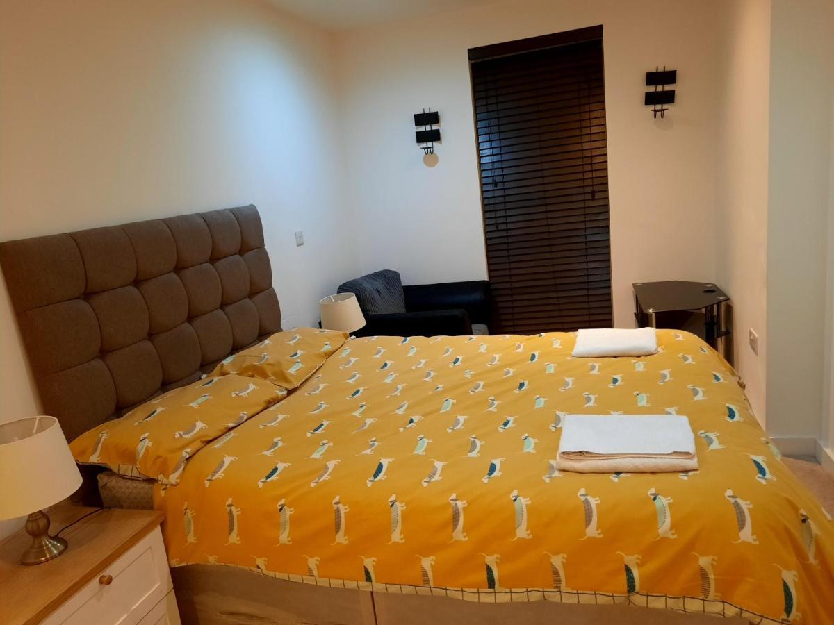 Max'Em Lexington Luxury Apartment Slough Zewnętrze zdjęcie